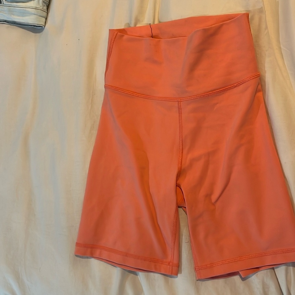 Aritzia bike shorts